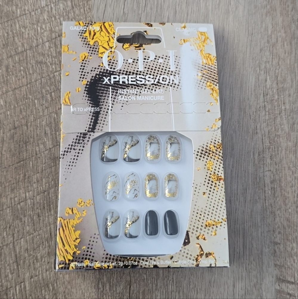 OPI xPRESS/ON Elegant Gold and Black Nail Set